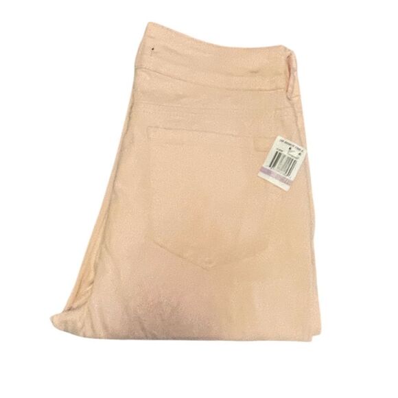 Dollhouse | Light Pink Ankle Jeans - Picture 4 of 7